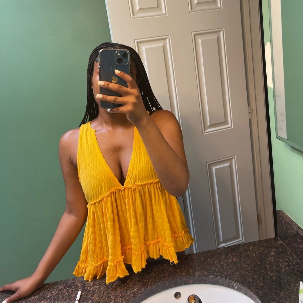 UO flowy yellow tank